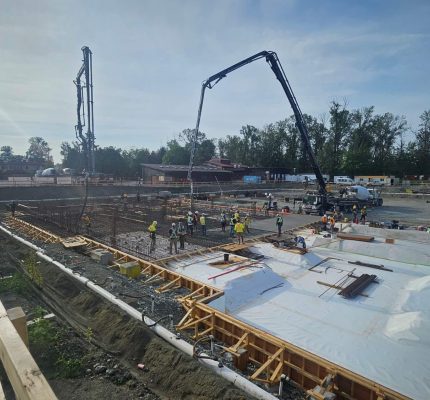 Vue aérienne du projet Rivers Edge – chantier de construction