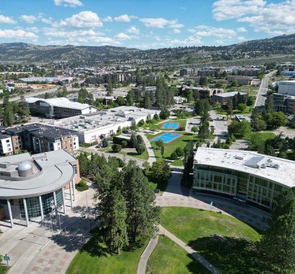 Plan aérien du campus de l’Université Thompson-Rivers