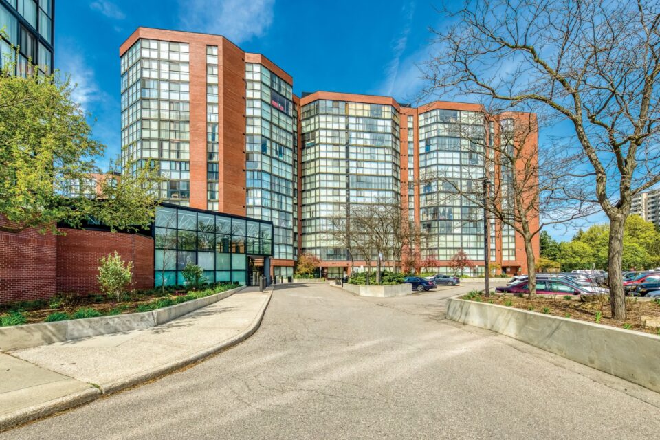Bâtiment d’appartements – Route Sherobee