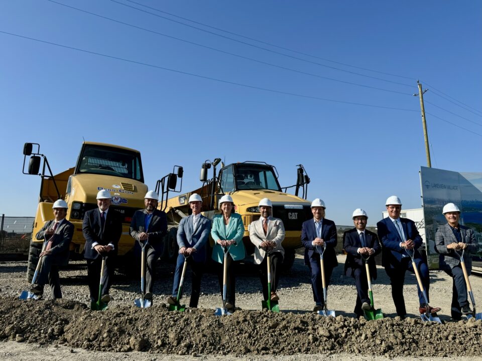 Groundbreaking event with Enwave Energy Corporation