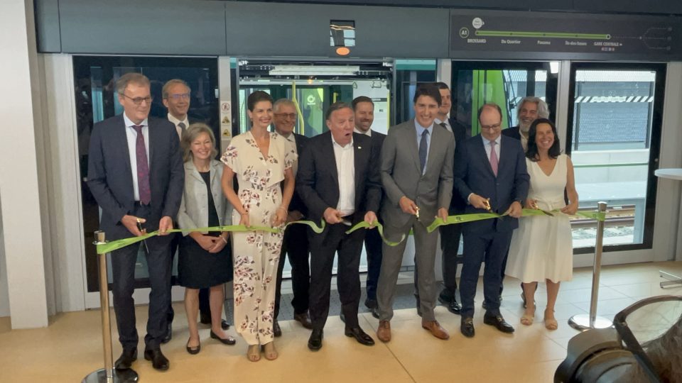 Découpe du ruban REM