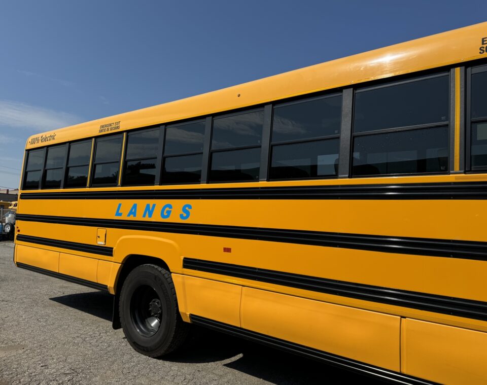 Autobus scolaire électrique Lion de Langs Bus Line
