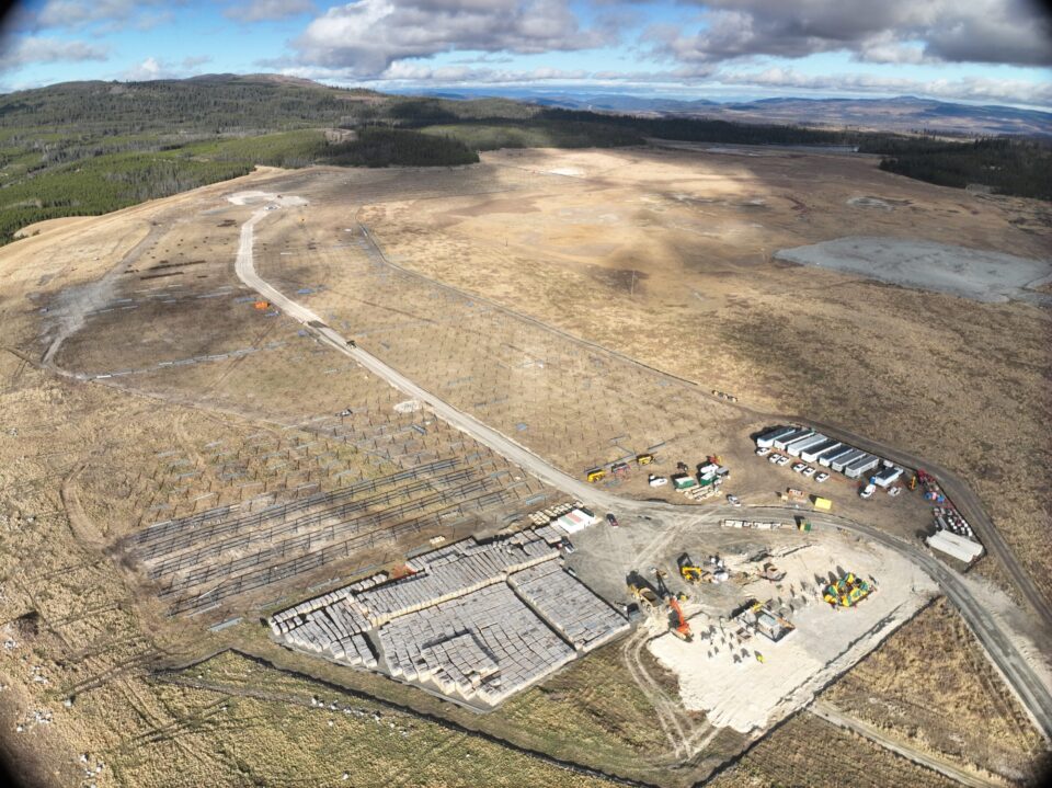 Ariel view of the quA-ymn Solar construction site under construction.