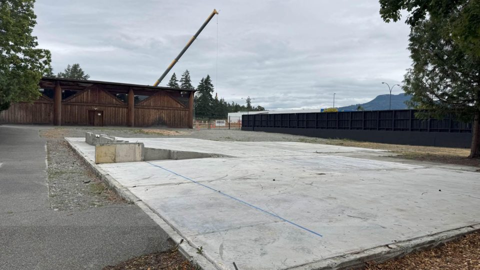 Rivers edge development under construction